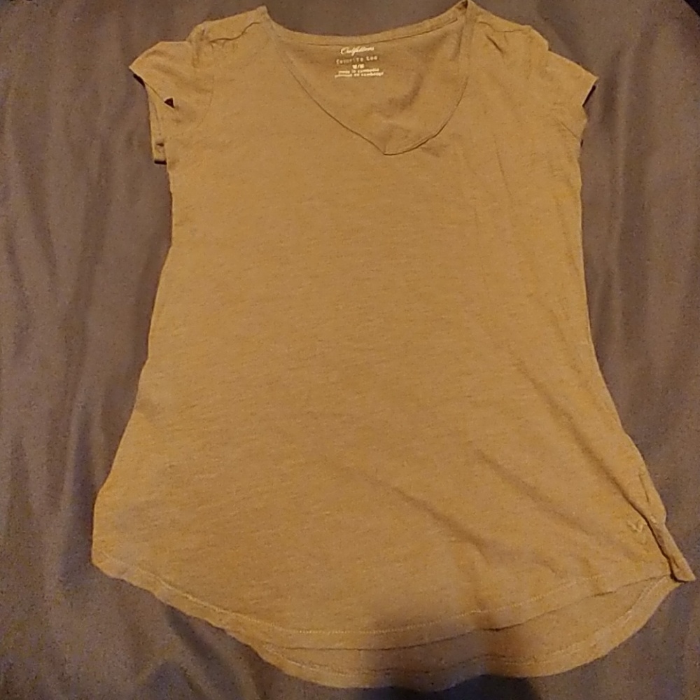 American Eagle tee
